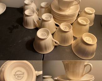 Wedgwood of Etruria & Barlaston made in England 10 Sets Cups & Saucers 
