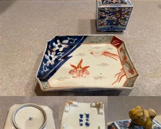 Antiqued Chinese Wucai square Incense burner Wanli six-Character marks on the base in underglaze blue with dragon