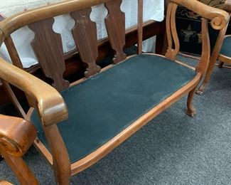 Settee of 3 piece parlor set