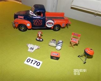 Auburn die cast team truck w/miniature tailgate items