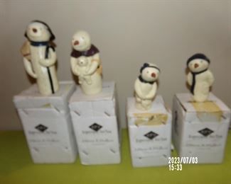 Mitten and Mufflers figurines