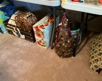 Miscellaneous in bedroom