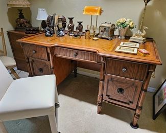 Tommy Bahama desk