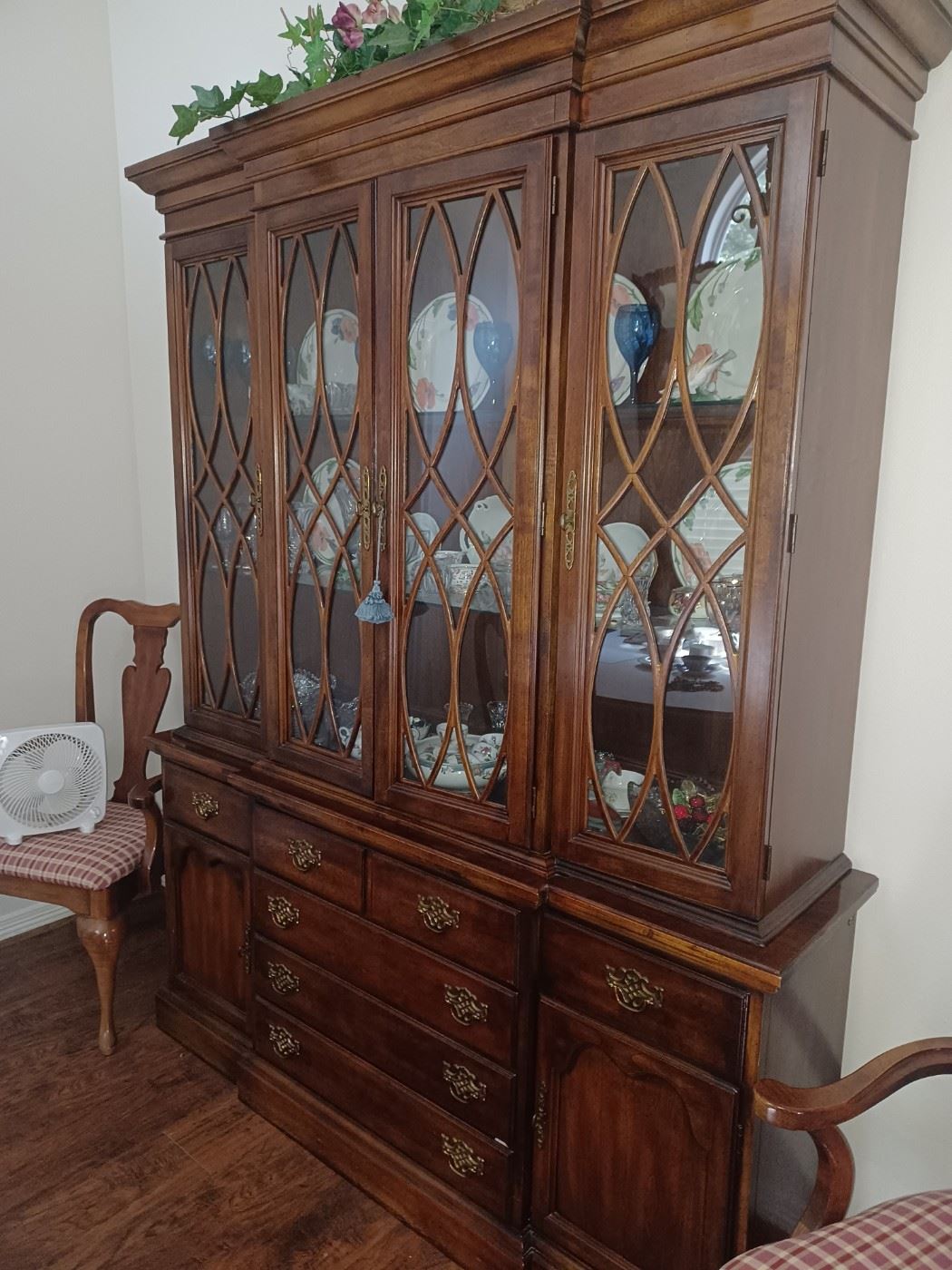 Trinity Heirlooms Estate Sales DISCOUNTS... starts on 8/25/2023