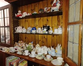 Tea pots and tea cups