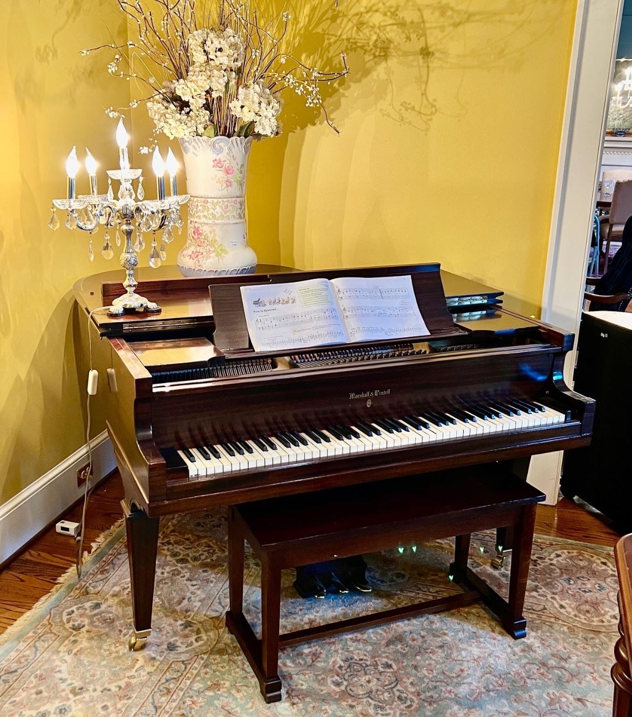Marshall & Wendell baby grand piano