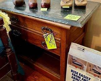 the marble is selling separately from the piece it’s sitting on