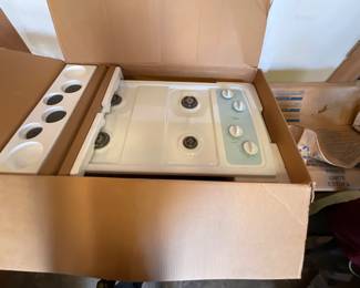 Whirlpool high end 36” white gas cooktop