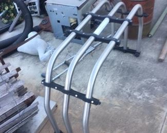 Small pickup tail gate rails