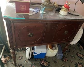 Walnut Deco sideboard