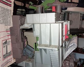 Vintage G.I.Joe Headquaters W/ Box Panel & Instructions