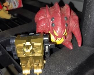 Vintage Transformer Pretender Monster Slog G1 Monstructor Shell W/ Figure