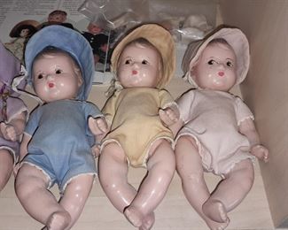BEAUTIFUL Madame Alexander Dionne Quintuplets Composition Doll Set W/ Magazine Article