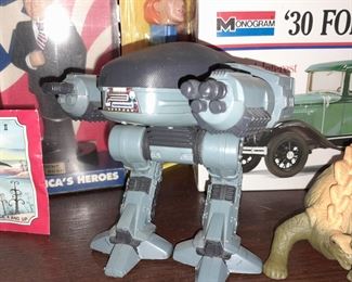 Vintage RoboCop & The Ultra Police ED-260 Robot Figure (1988)