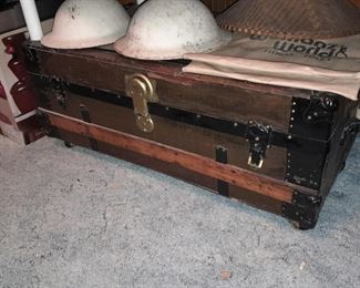 Antique Wooden Steamer Trunk Crate W/ Plexiglass Top