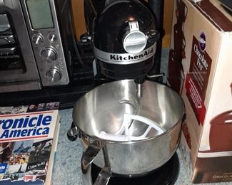 SPOTLESS Kitchen-Aid Stand Mixer