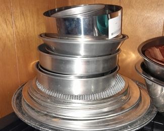 Stainless Steel Bowls, Pans, & Trays