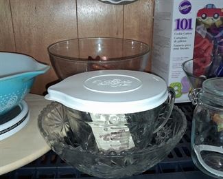 The Pampered Chef Batter Pourer