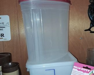 Kitchen Storage Containers