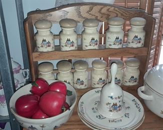 Heartland Dish Set & Accessories