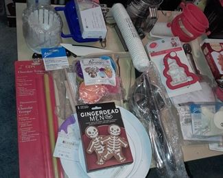 Kitchen Supplies & Equipment