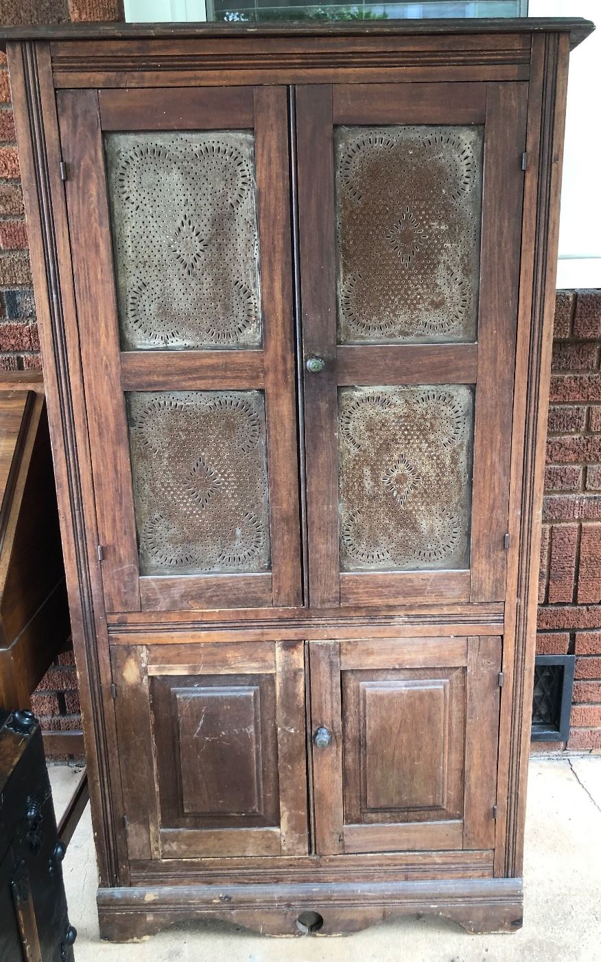 Conover Estate Tag Sale by Pamela Thursday... starts on 7/6/2023