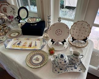 Bird and Botanical Porcelain and Pottery