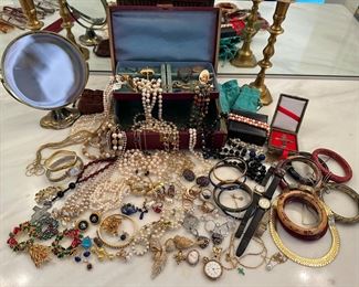 Fun, Fantasy, and Fine Jewelry…Tiffany, Baumé-Mercer,…