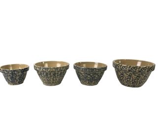 Robinson Ransbottom, Roseville, Ohio Blue Spongeware Mixing Bowl Set