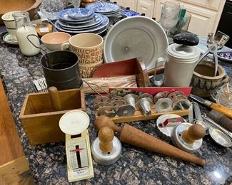 FUN vintage cookie making!