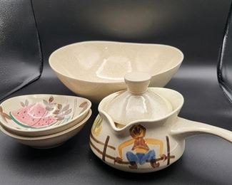 Red Wing collectible pottery