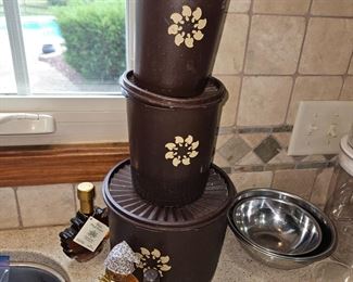 Set of 3 Servalier Brown Tupperware Canisters!
