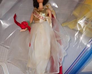 Miss America Walk Lively 1972 vtg Barbie!