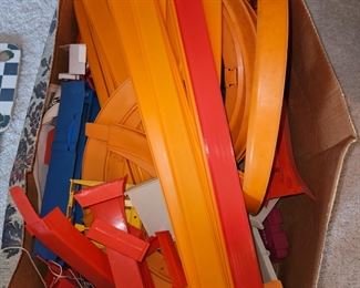 Hot Wheels Strip Action Set - Race Track!
