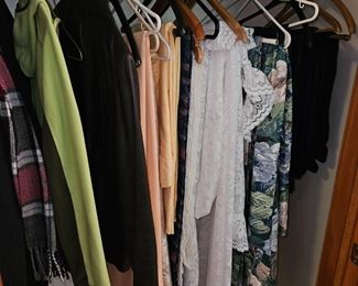 Beautiful Curtains & Tablecloths!