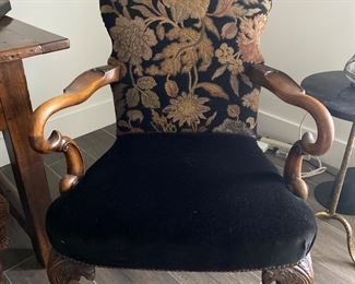 Antique English George III walnut armchair with eagle carving on knee. Circa 1820. Purchased from Keils Antiques