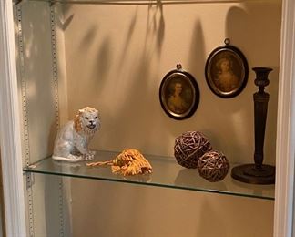 Decorative Accessories