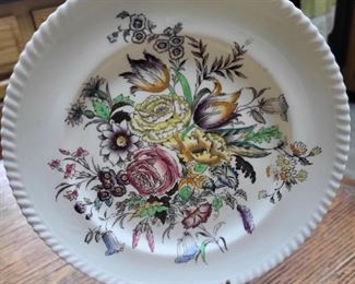 Johnson Bros Windsor Ware Garden Bouquet Plate