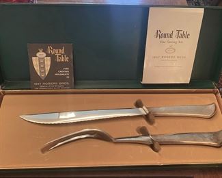 Rogers Round Table Carving Set
