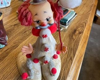 Seashell clown