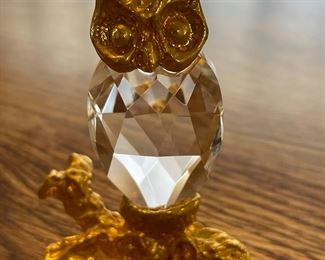 Crystal owl figurine 