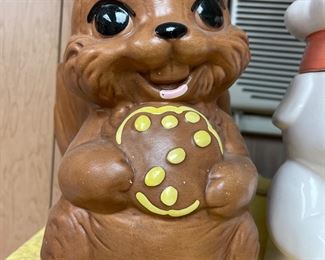 Squirrel cookie jar