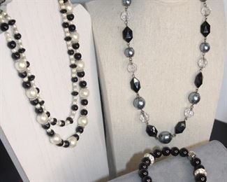 Black Beaded Necklaces With Matching Bracelet