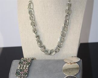 Chunky Link Chained Silver Toned Necklace And Bracelets
