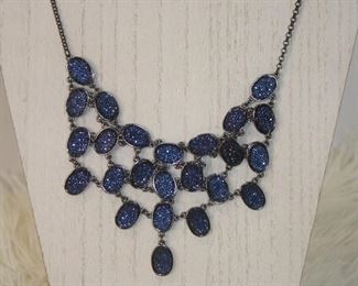 Fashionable Blue SapphireColor Necklace