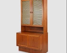 Danish Mid-Century Modern Wall Unit Cupboard China Hutch Faarup Mobelfabrik