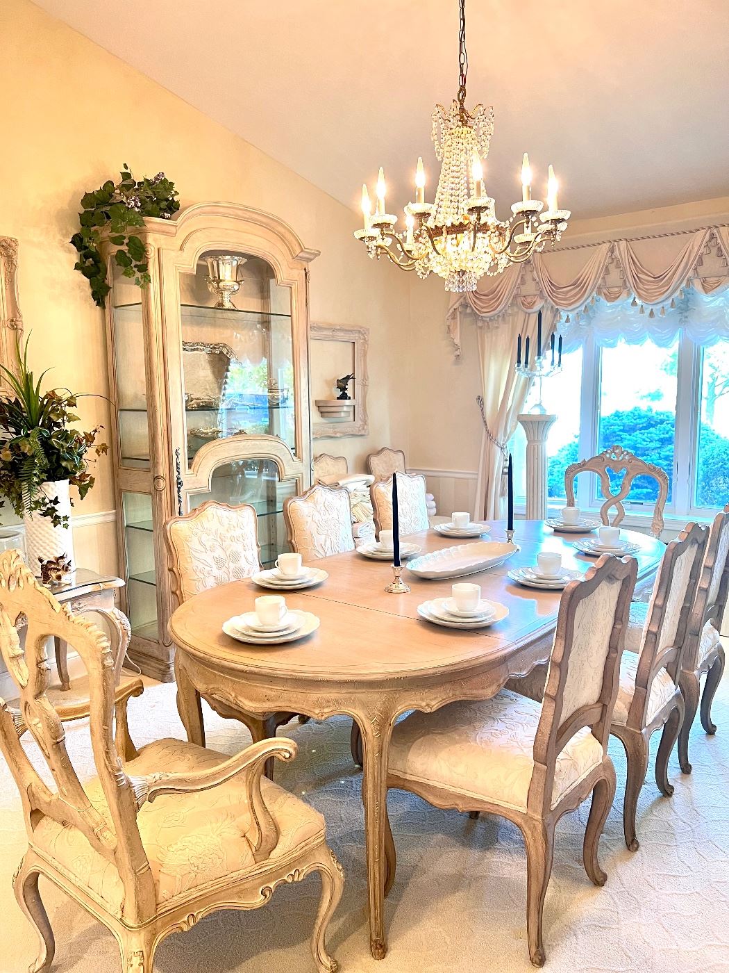 MONROE DECORATORS SALE in Monroe, OH starts on 7/7/2023