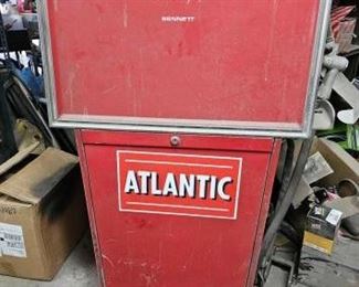 #130 • Atlantic Bennet Farm Gas Pump