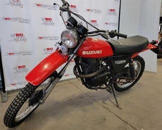 #415 • 1978 Suzuki SP370 Enduro