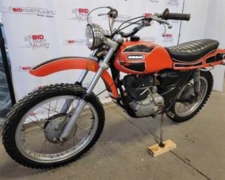 #550 • 1971 Ossa 250 Enduro Competition Motorcycle